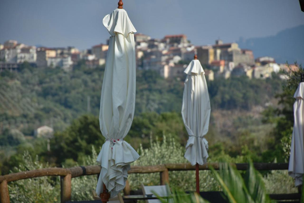 Agriturismo B&B Il Rifugio Di Nino Contursi Bagian luar foto