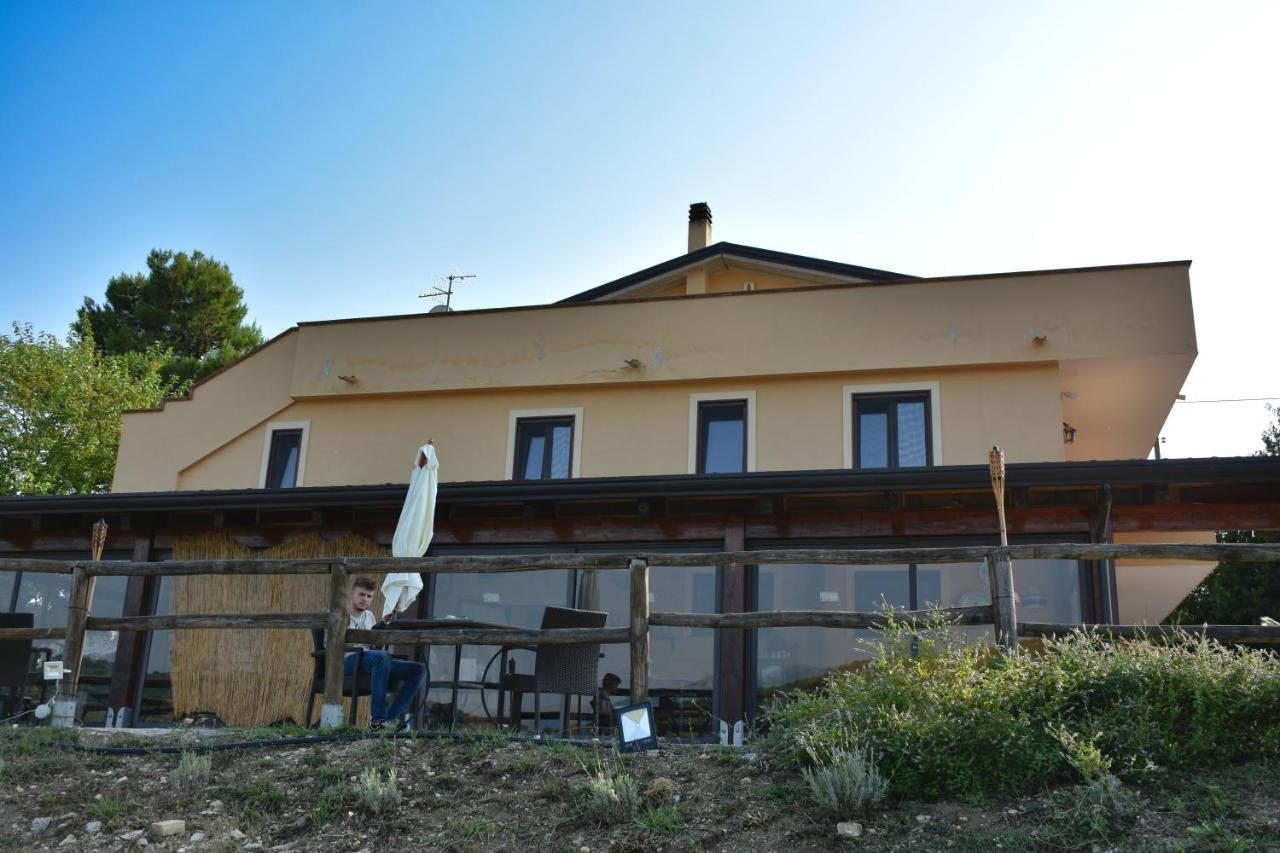 Agriturismo B&B Il Rifugio Di Nino Contursi Bagian luar foto